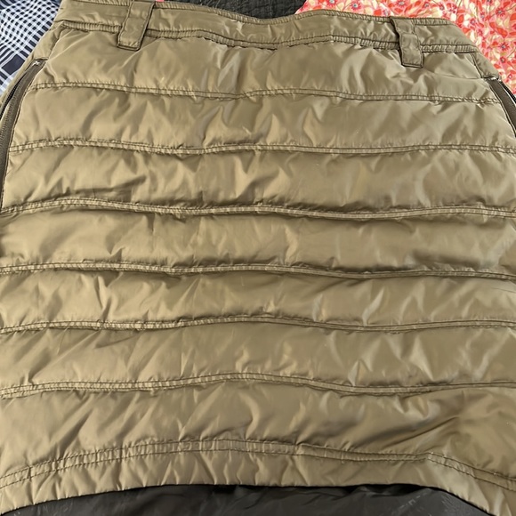 ⛄️ Skhoop down skirt EUC green medium ⛷️ - Picture 4 of 14
